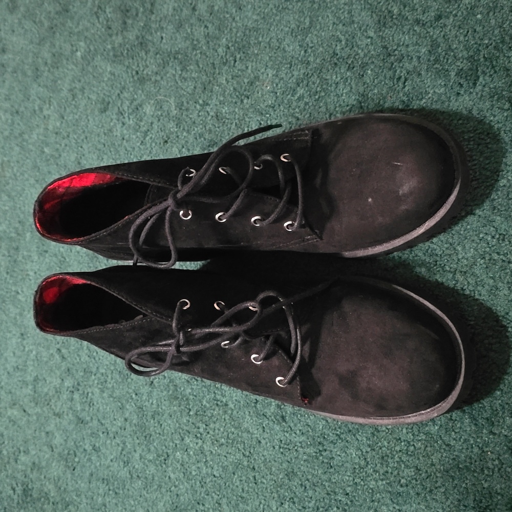 American Booties size 8.5